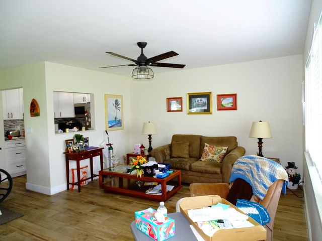 3 of 20 - 221 N Norwich J, West Palm Beach, FL