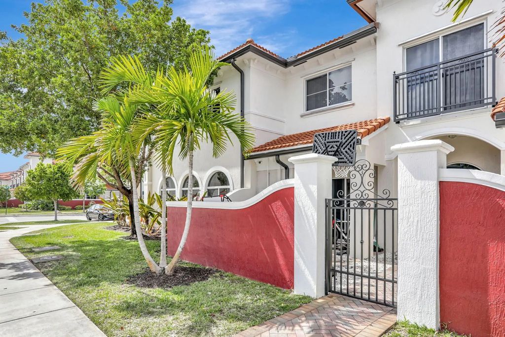 3513 Nw 29th Court, Lauderdale Lakes