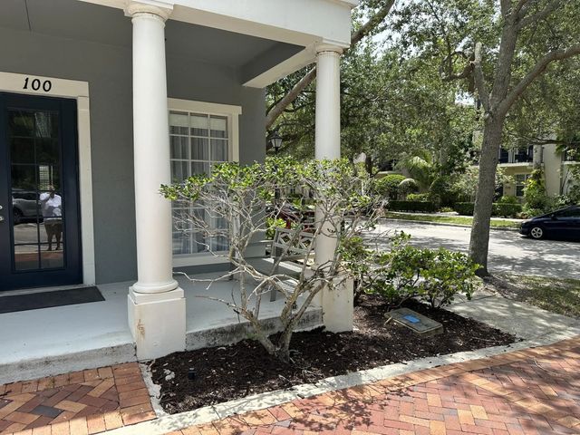 4 of 21 - 221 Greenwich Circle #100, Jupiter, FL