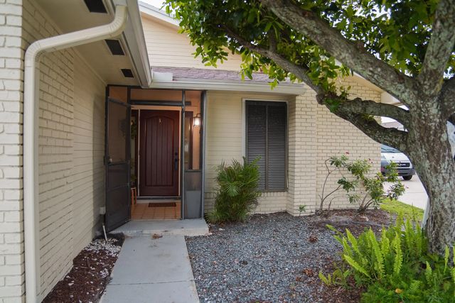 2 of 18 - 3 Hammond Place, Boynton Beach, FL
