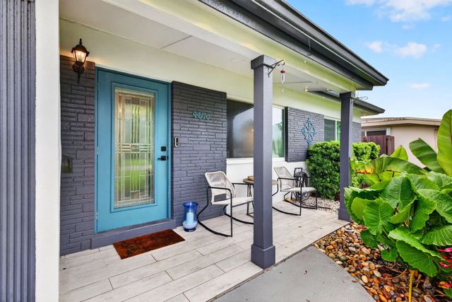 3 of 72 - 4670 Ne 4th Avenue, Oakland Park, FL