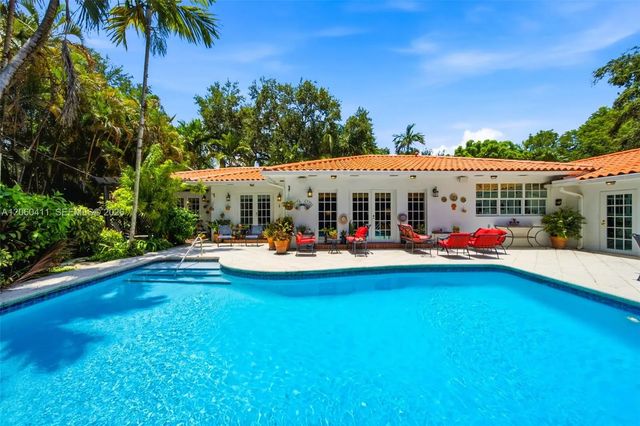 2301 N Greenway Drive, Coral Gables