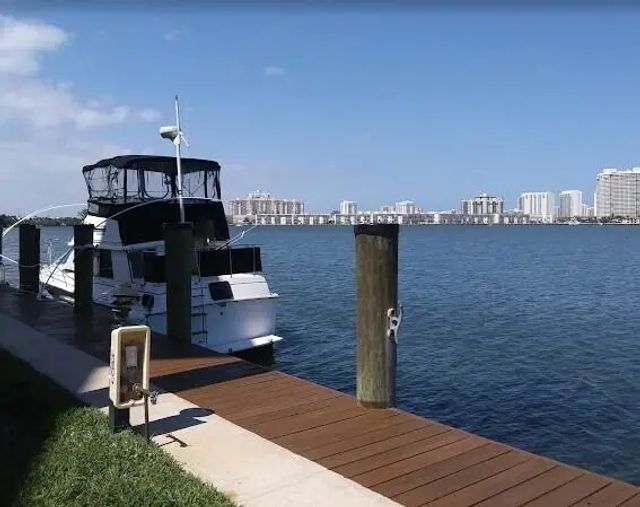 3 of 5 - 16546 Ne 26th Avenue #6j, North Miami Beach, FL