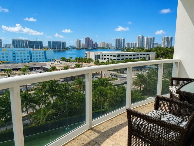 4 of 21 - 18201 Collins Avenue #901a, Sunny Isles Beach, FL