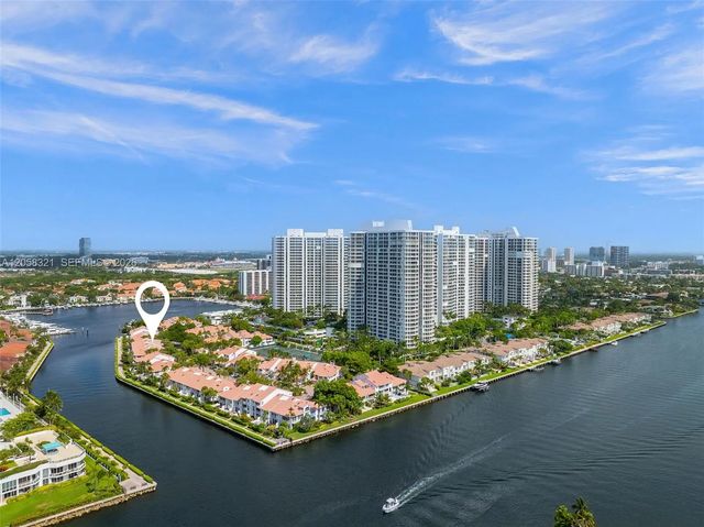 3 of 33 - 3748 Ne 209th Terrace, Aventura, FL