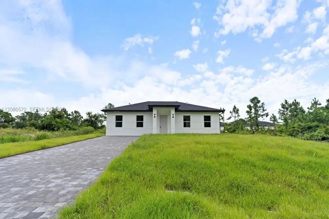 708 Peacock Avenue, Lehigh Acres