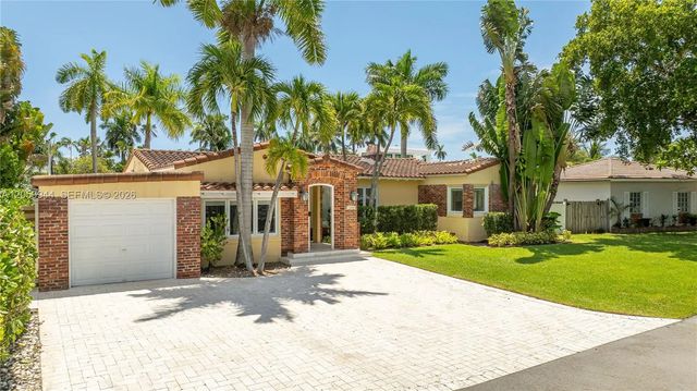 2 of 39 - 330 Coconut Isle Drive, Fort Lauderdale, FL