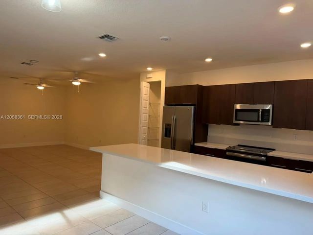 4 of 24 - 15816 Nw 91st Avenue, Miami Lakes, FL