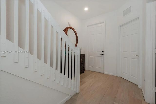 5 of 10 - 3323 W 106th Terrace #no, Hialeah, FL