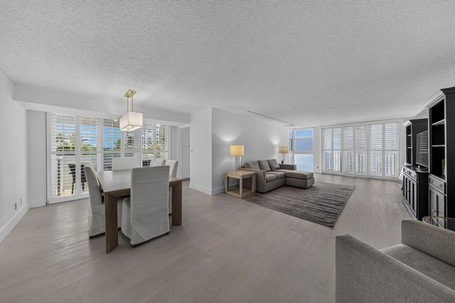 5 of 40 - 1370 S Ocean Boulevard #405, Pompano Beach, FL