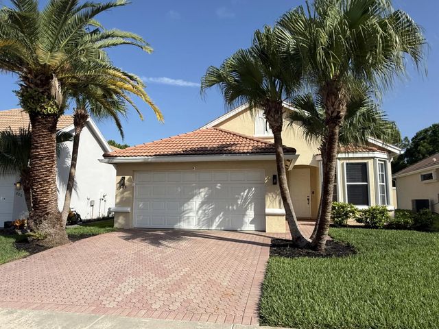 888 Sw Munjack Circle, Port St. Lucie