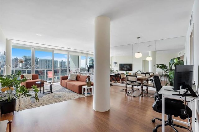5 of 41 - 900 Bay Drive #716+dock Slip Available, Miami Beach, FL