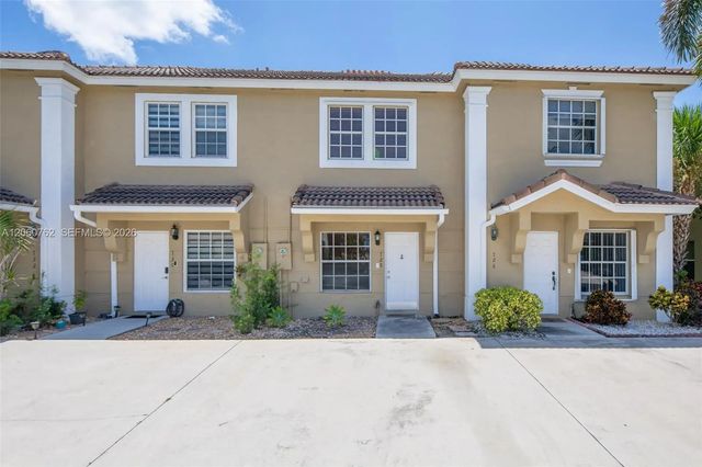 728 Sw 122nd Avenue, Pembroke Pines