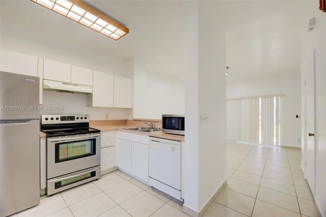 5 of 32 - 728 Sw 122nd Avenue, Pembroke Pines, FL