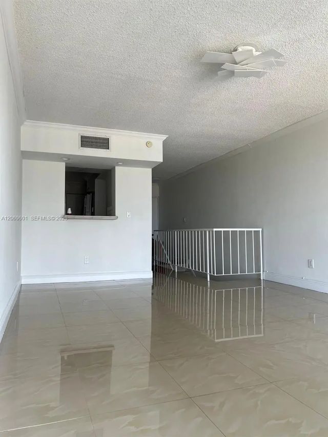 9210 Fontainebleau Boulevard #506, Miami