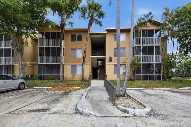 2 of 22 - 4045 W Mcnab Road #g110, Pompano Beach, FL