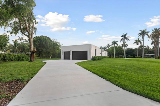 4 of 58 - 360 Holly Lane, Plantation, FL
