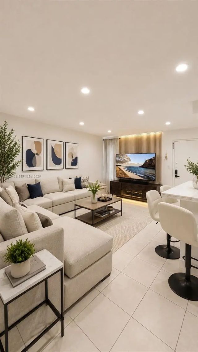 5 of 20 - 13500 Ne 3rd Court #416, North Miami, FL
