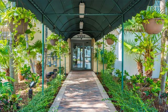 3 of 33 - 2350 Ne 135th Street #1510, North Miami, FL
