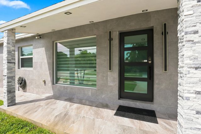 3 of 62 - 2331 Sw 50th Terrace, Fort Lauderdale, FL