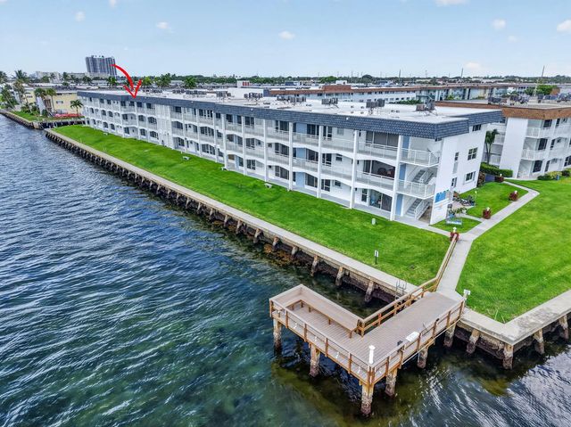 2 of 26 - 100 Shore Court #311, North Palm Beach, FL