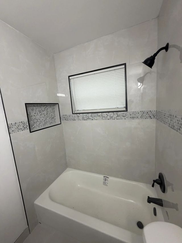 3 of 14 - 821 Sw 62nd Avenue, North Lauderdale, FL