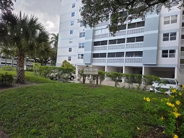 3301 Spanish Moss Terrace #804, Lauderhill