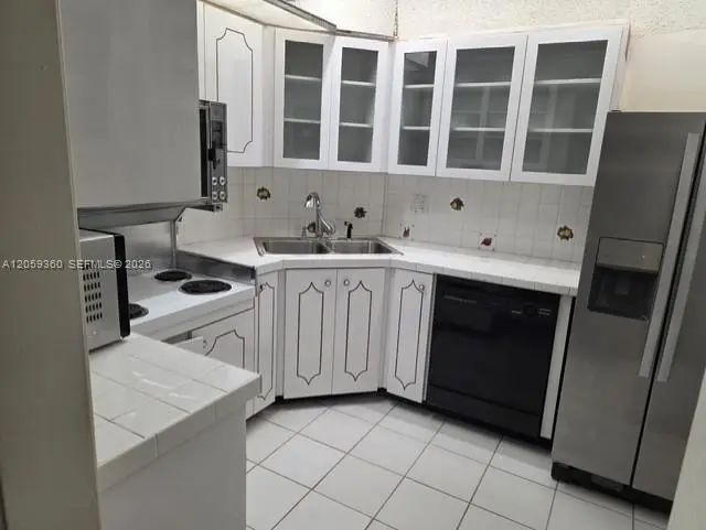 4 of 22 - 3301 Spanish Moss Terrace #804, Lauderhill, FL
