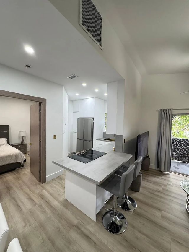 3 of 64 - 2331 Nw 96th Terrace #17h, Pembroke Pines, FL