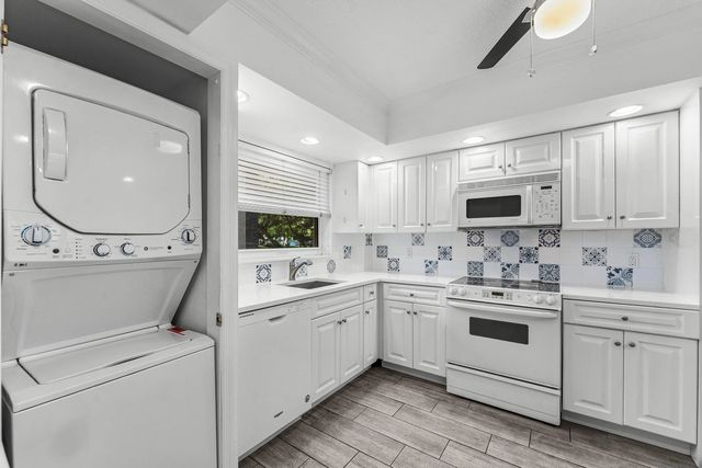 5 of 42 - 3031 Ne 51st Street #106w, Fort Lauderdale, FL