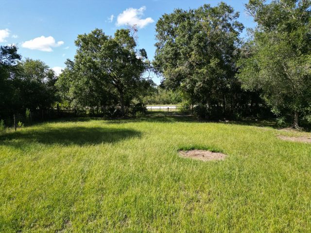 21496 Nw 256th Street, Okeechobee