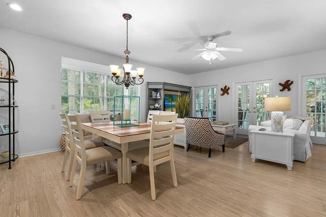 1260 Palmetto Court #106, Vero Beach