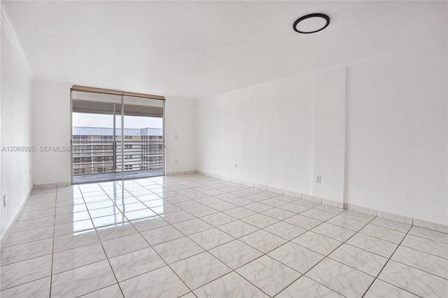 5 of 17 - 3600 Ne 170th Street #401, North Miami Beach, FL