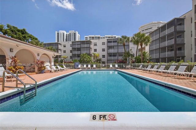 2 of 44 - 1541 S Ocean Boulevard #313, Lauderdale-By-The-Sea, FL