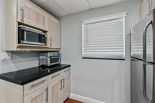 5 of 44 - 1541 S Ocean Boulevard #313, Lauderdale-By-The-Sea, FL