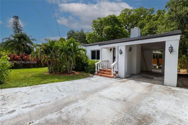 180 Nw 67th Street, Miami