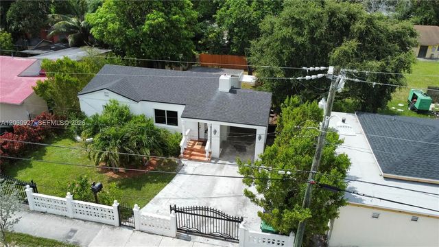 180 Nw 67th Street, Miami