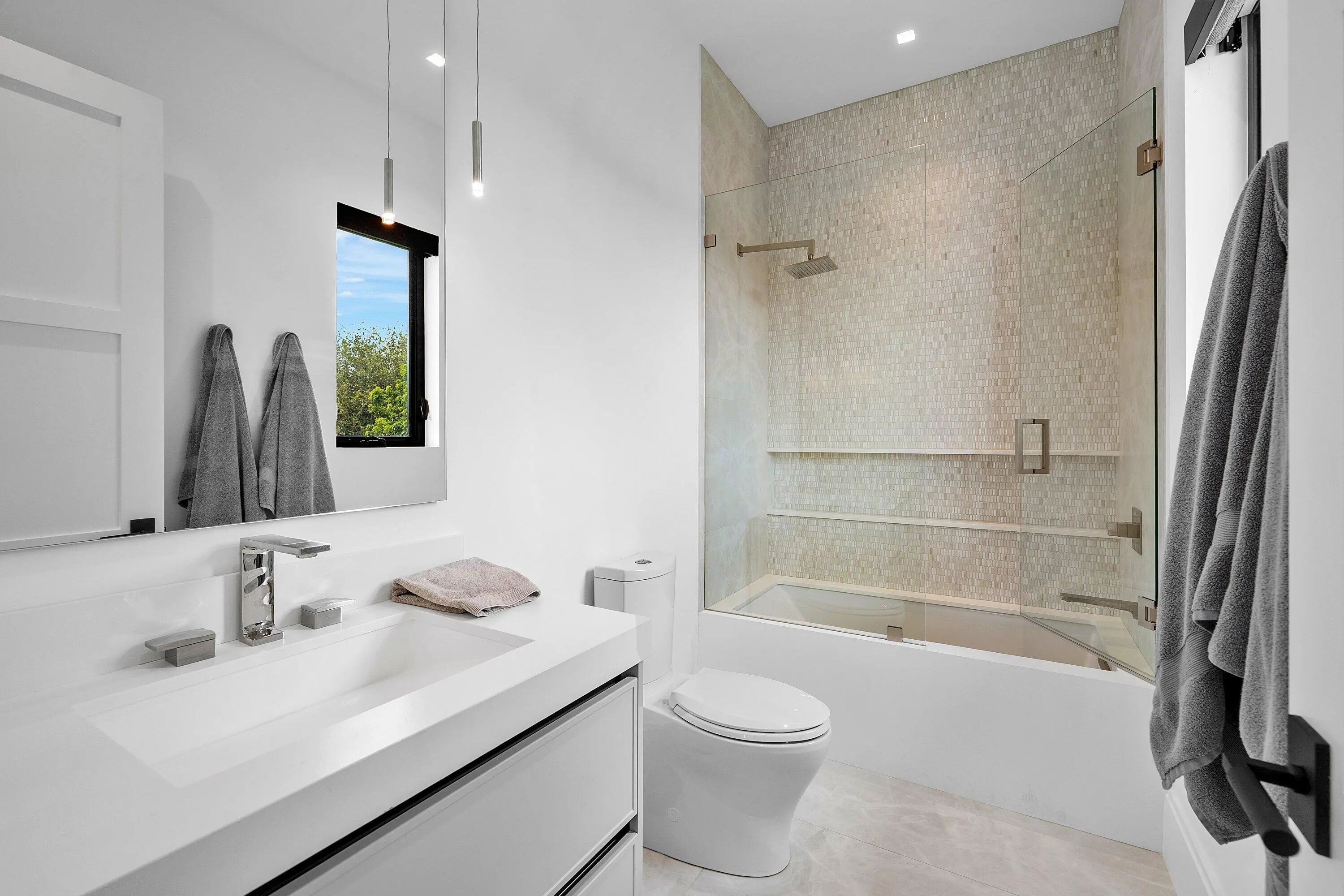 830 Lake Shore Drive, Delray Beach, FL, 33444