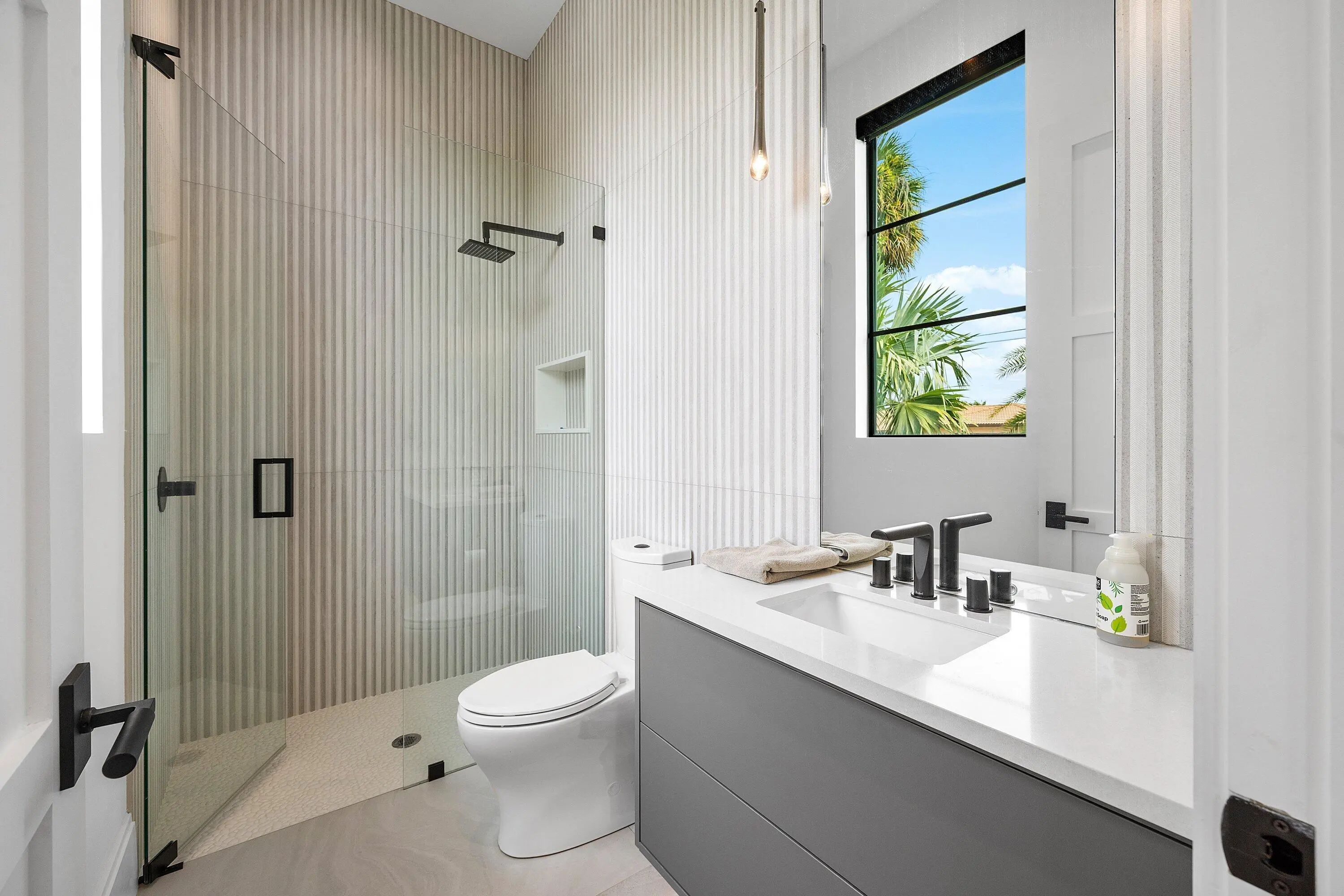 830 Lake Shore Drive, Delray Beach, FL, 33444