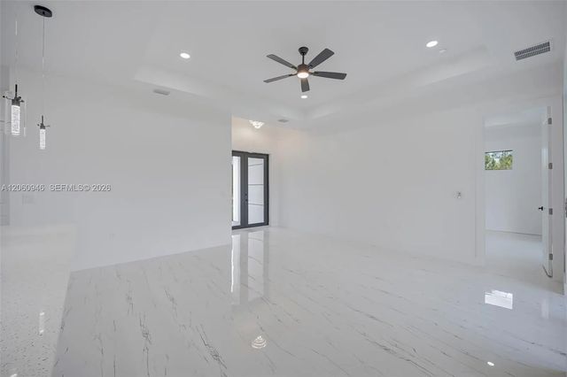 4 of 24 - 470 Laconic Avenue, Lehigh Acres, FL