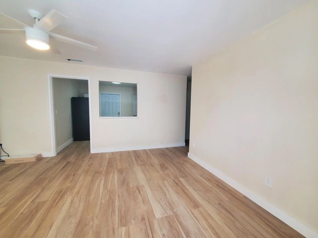 4 of 22 - 335 Hernando Street, Fort Pierce, FL