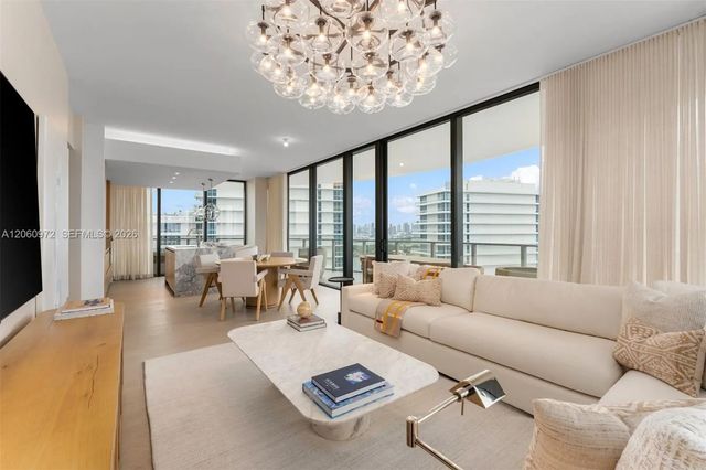 500 Alton Road #2105, Miami Beach