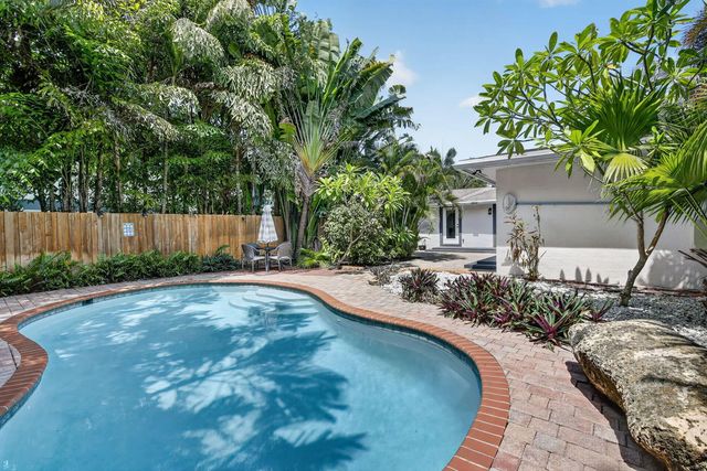 3 of 39 - 615 Ne 13th Avenue, Fort Lauderdale, FL
