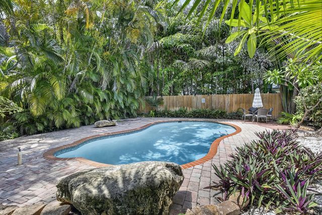 4 of 39 - 615 Ne 13th Avenue, Fort Lauderdale, FL