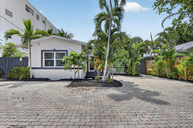 5 of 39 - 615 Ne 13th Avenue, Fort Lauderdale, FL