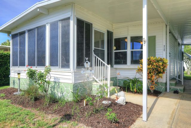 3 of 31 - 912 Oriole Circle, Barefoot Bay, FL