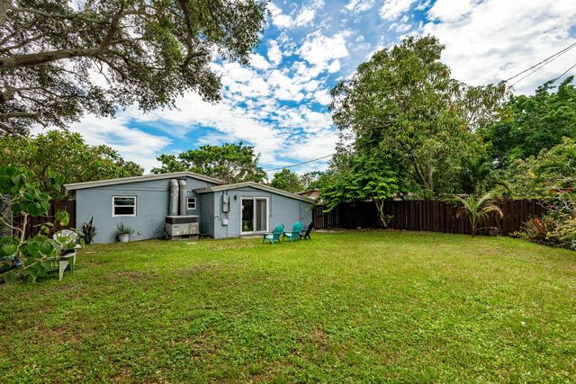 3 of 31 - 5631 Freedom Street, Hollywood, FL