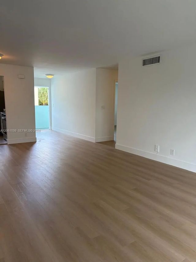 3 of 27 - 322 N Federal Highway #233, Deerfield Beach, FL
