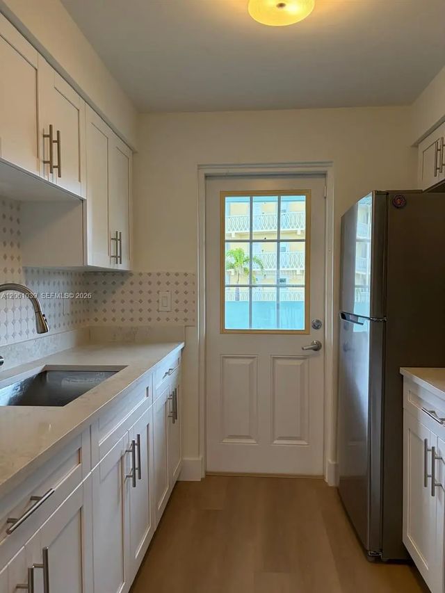 5 of 27 - 322 N Federal Highway #233, Deerfield Beach, FL