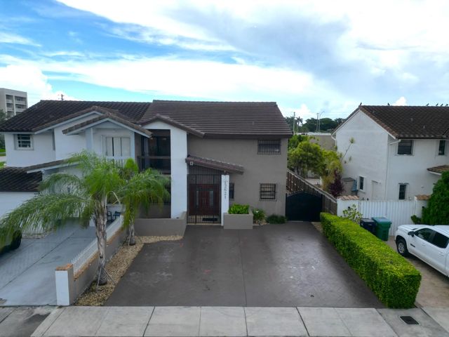 12621 Sw 9th Street, Miami